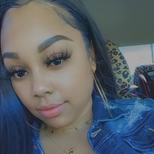 Meet your Posher, Brandi